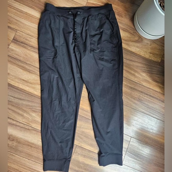 Lululemon ABC Joggers  -REGULAR- - Picture 1 of 11